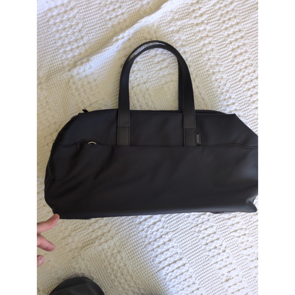Away The Everywhere Nylon Bag NO SHOULDER STRAP Jet Black